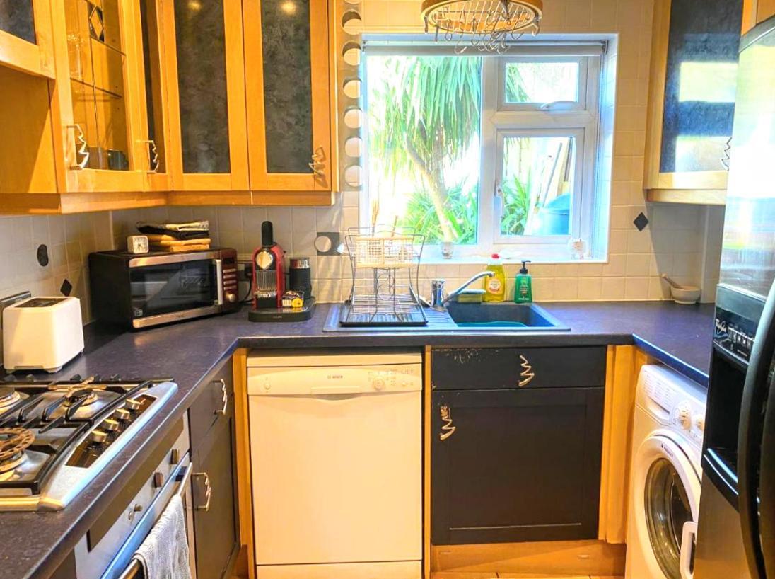 Stunning 4Br House With Free Parking - By Innit Brighton Exterior foto